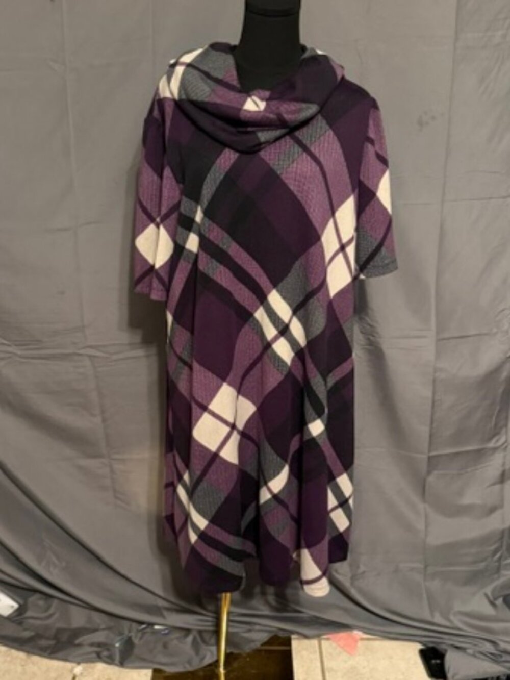 STUDIO ONE Plaid Dress Size 2X